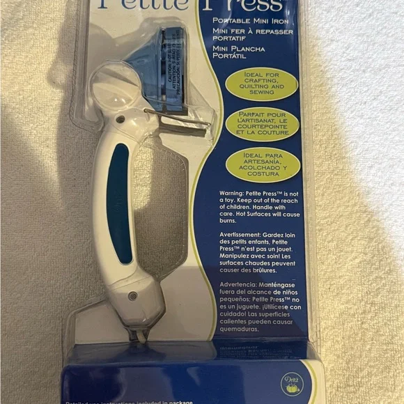 Dritz Mini Iron with Digital Control - Ideal for Crafting, Quilting And Sewing - Picture 3 of 13
